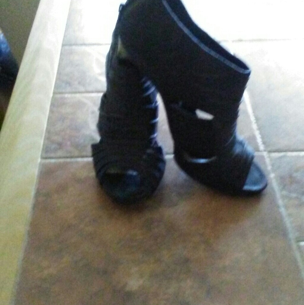 Womans shoes